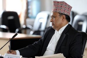 न्यायाधीश हरिकृष्ण कार्कीले संसद विघटनबारे सुनुवाई गरिरहको संवैधानिक इजलास नहेर्ने