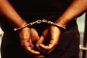 इन्दिरा चिनी मिलका सञ्चालक अग्रवाल पक्राउः ८ करोड बक्यौता बाँकी इन्दिरा चिनी मिलका सञ्चालक अग्रवाल पक्राउः ८ करोड बक्यौता बाँकी