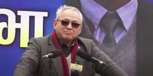 प्रचण्डलाई गृहमन्त्री चेतावनी : ‘मांसाहारी आन्दोलन गर्नेलाई जावलाखेलको चिडियाखानामा कोचिन्छ’