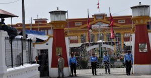 नेपाल बाहिरिएपछि जब शीतल निवासमा ओली पुगे… नेपाल बाहिरिएपछि जब शीतल निवासमा ओली पुगे…