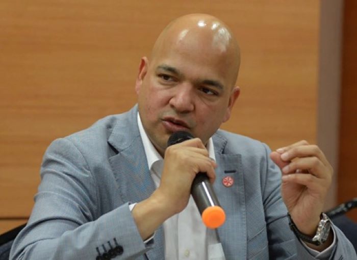 गोल्छा ग्रुपले बाढी प्रभावितका लागि डेढ करोड सहयोग गर्ने गोल्छा ग्रुपले बाढी प्रभावितका लागि डेढ करोड सहयोग गर्ने