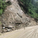 विपद्का कारण गोरखा र सुर्खेतका सडकमा अवरोध विपद्का कारण गोरखा र सुर्खेतका सडकमा अवरोध