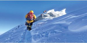 शरद् ऋतुमा पर्वतारोहणका लागि २३० जनाले लिए अनुमति