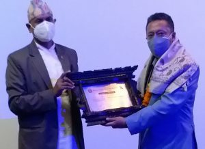 विश्व पर्यटन दिवसको अवसरमा होटल संघ नेपाल सम्मानित