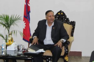 १४ दिनभित्र विदेशी शिक्षण संस्थाहरुको प्रतिवेदन बुझाउन शिक्षामन्त्रीको निर्देशन 