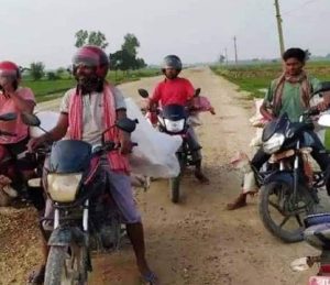 धनुषामा तस्करी बढ्यो,प्रहरी महानिरीक्षकलाई समेत यसरी झुक्काए धनुषामा तस्करी बढ्यो,प्रहरी महानिरीक्षकलाई समेत यसरी झुक्काए