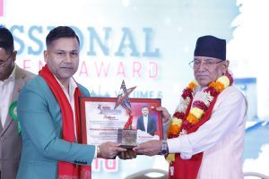 प्रभु महालक्ष्मी लाइफ इन्स्योरेन्सका प्रमुख कार्यकारी अधिकृत सन्तोष प्रसाई ‘भिजनरी लिडर इन लाइफ इन्स्योरेन्स अवार्ड’ बाट सम्मानित