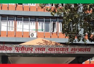 बागमतीका मुख्यमन्त्री र यातायातमन्त्रीलाई प्रश्न,‘पैसामा बिक्ने कि जनताको आवश्यकता हेर्ने ?’