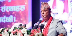 पूर्वमन्त्री दीपक खड्का पक्राउ