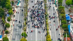 ड्रोनबाट यस्ताे देखियाे काठमाडौंमा एमाले कार्यकर्ताहरुको प्रदर्शन (तस्विरहरू)