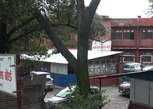 स्थ्य बीमा सेवा बेवास्ता गर्ने अस्पताललाई बोर्डले कारबाही गर्ने