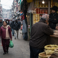 सर्वसाधारण र व्यापारीमा छैन नयाँ वर्षको उत्साह, महँगी र मन्दीको चिन्ता !