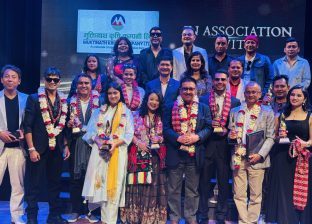 शम्भूजित बासकोटालाई लाइफटाइम, शिव र समिक्षा सर्वोत्कृष्ट गायक गायिका