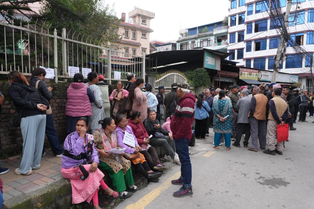 समस्याग्रस्त सहकारीका बचतकर्ताको धमाधम पैसा फिर्ता, स्रोत खोज्न बेवास्ता !