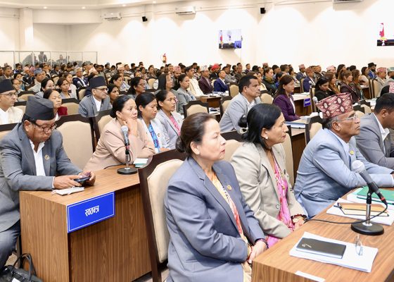 सदनमा जुहारी खेल्नमै व्यस्त सांसदहरु, देश र जनताका मुद्दा ओझेलमा