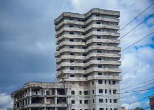 राधेराधेको अलपत्र महल : दुई दशकदेखि रहस्यकै गर्भमा