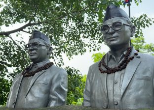 दासढुंगामा मदन भण्डारी पार्क निर्माण अन्तिम चरणमा, स्मृति संरचना पर्यटकका लागि आकर्षण