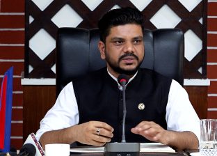 श्रम ऐन सबै पक्षको अपनत्व हुने गरी संशोधन गरिनेछ :मन्त्री यादव