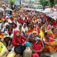 लघुवित्त पीडित भन्छन् : ऋण तिर्न तीनवटा ट्याक्टर बेचिसकें, अब त बाँच्नै मन छैन