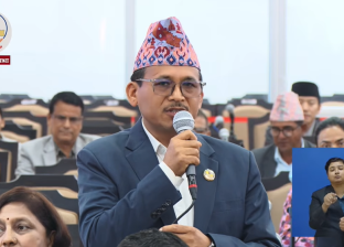 गणेश नेपाली प्रकरण र मिडिया हाउसअगाडि गाडी पार्किङबारे छानबिन गर्न सांसद मल्लको माग गणेश नेपाली प्रकरण र मिडिया हाउसअगाडि गाडी पार्किङबारे छानबिन गर्न सांसद मल्लको माग