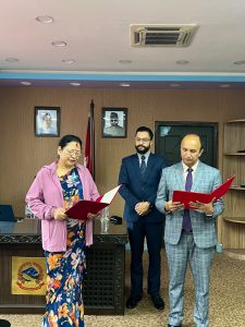 विश्वविद्यालय अनुदान आयोगका अध्यक्ष केसी र सचिव श्रेष्ठले लिए शपथ 