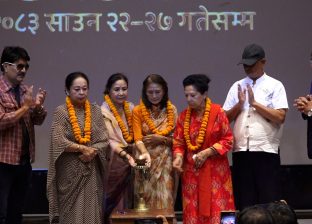 ‘आमा’फिल्मबारे बसुन्धरा भुसाल : भुवनदिदी र रातो कोट सम्झिरहन्छु ‘आमा’फिल्मबारे बसुन्धरा भुसाल : भुवनदिदी र रातो कोट सम्झिरहन्छु