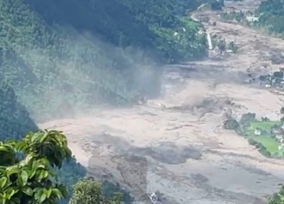 त्रिशूलीको बाढी चितवन नजिकै, तटीय बस्तीका बासिन्दा सुरक्षित स्थानमा सारिँदै