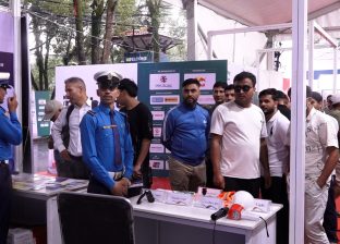 नाइमा एक्स्पो : ट्राफिक प्रहरीको सचेतना स्टलमा आगन्तुकहरु खचाखच