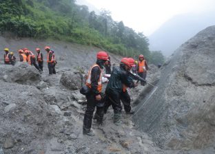 जलविद्युत्को सुरुङभित्र फसेकाहरूको उद्धारको प्रयास जारी
