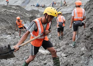प्रतिकूल मौसमबिच माथिल्लो त्रिशूली– ३ ‘ए’ मा रातभर खटियो उद्धार टोली