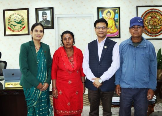अजित मिजार हत्या प्रकरण : न्यायको माग गर्दै मन्त्री बादी र सचेतक परियारसँग परिवारको भेट
