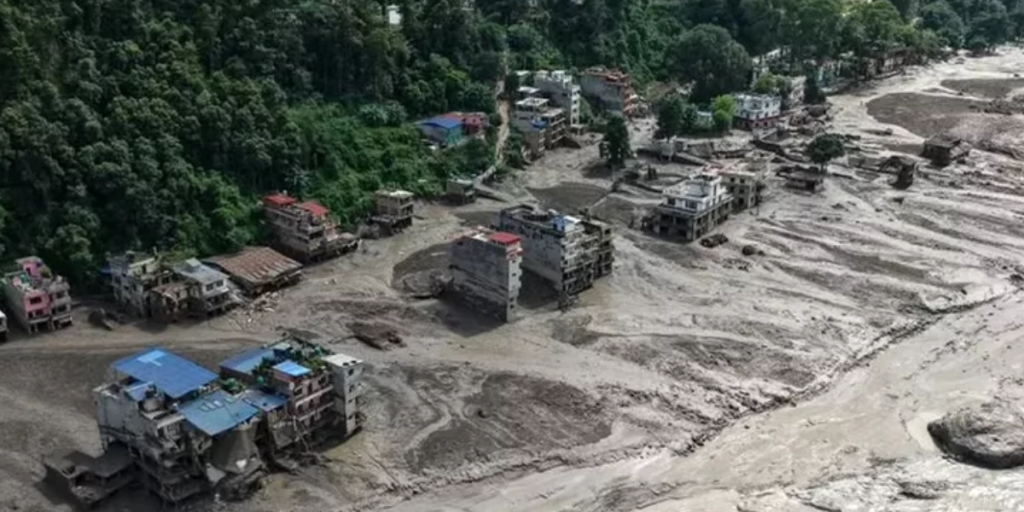 त्रिशूली–३ ‘ए’को सुरुङमा उद्धार टोली पुग्यो, सानो प्वालबाट हावा पठाउन थालियो