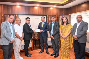 सिप्रदी तथा भोटेकोशी पावर कम्पनीद्वारा विपद् उद्धार कोषमा ५ करोड १ लाख सहयोग सिप्रदी तथा भोटेकोशी पावर कम्पनीद्वारा विपद् उद्धार कोषमा ५ करोड १ लाख सहयोग