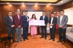 प्रभु बैंकद्वारा प्रधानमन्त्री दैवी प्रकोप उद्धार कोषमा २ करोड ११ लाख ११ हजार १११ रुपैयाँ सहयोग