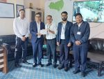 कर्मचारी मिलन केन्द्र सिन्धुपाल्चोकद्वारा प्रधानमन्त्री दैवी प्रकोप उद्धार कोषमा रु. २ लाख सहयोग