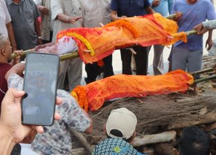 एक महिना मोबाइलको घण्टी कुरे, अन्ततः घाटमा पुग्यो खड्का दम्पतीको यात्रा एक महिना मोबाइलको घण्टी कुरे, अन्ततः घाटमा पुग्यो खड्का दम्पतीको यात्रा