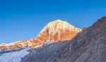 रसुवागढी नाका बन्दहुँदा कैलाश मानसरोवर यात्राको भार तातोपानी र हिल्सा तर्फ रसुवागढी नाका बन्दहुँदा कैलाश मानसरोवर यात्राको भार तातोपानी र हिल्सा तर्फ