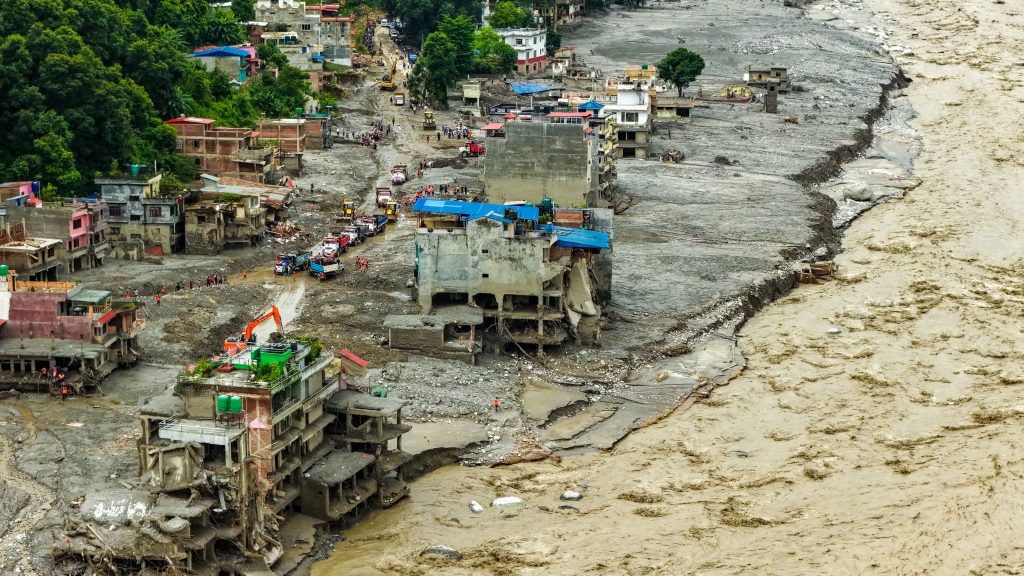 भोटेकोशीको बाढीले रसुवागढी आयोजनामा व्यापक क्षति, ९३ जना अझै सम्पर्कविहीन