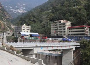 तातोपानी र रसुवा नाका बन्द भएपछि कोरला नाकामा चहलपहल, सुरक्षा चुनौती