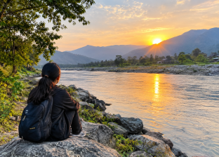 नाढीमनको किनारमा(नियात्रा)