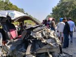 सर्लाहीको बाँकेमा ट्रक र इभी ठोक्किए, १२ जना घाइते 