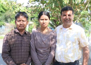 डा.सुनील शर्माले लिए चेपाङकी छोरीलाई निःशुल्क आईटी शिक्षा र रोजगारीको जिम्मेवारी
