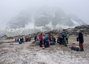 हिमपातका कारण कञ्चनजङ्घा आधारशिविर जाने पर्यटक प्रभावित हिमपातका कारण कञ्चनजङ्घा आधारशिविर जाने पर्यटक प्रभावित